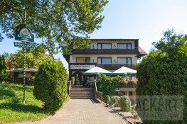 Hauptbild Etabliertes Gasthaus mit Fremdenzimmern, Nebengebäude und viel Grund sucht Wirtsleute!