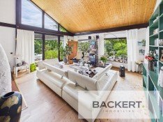 Hauptbild Architektonisch reizvoller Bungalow inmitten einer grünen Oase!